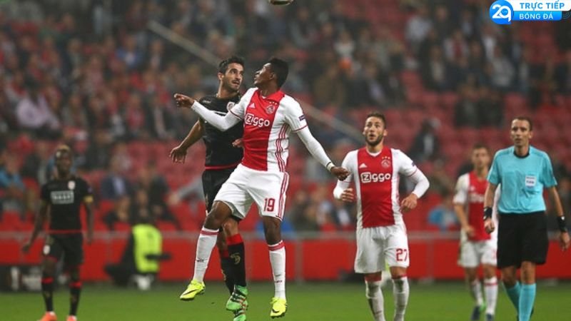 nhan-dinh-ajax-vs-benfica-24-10-1